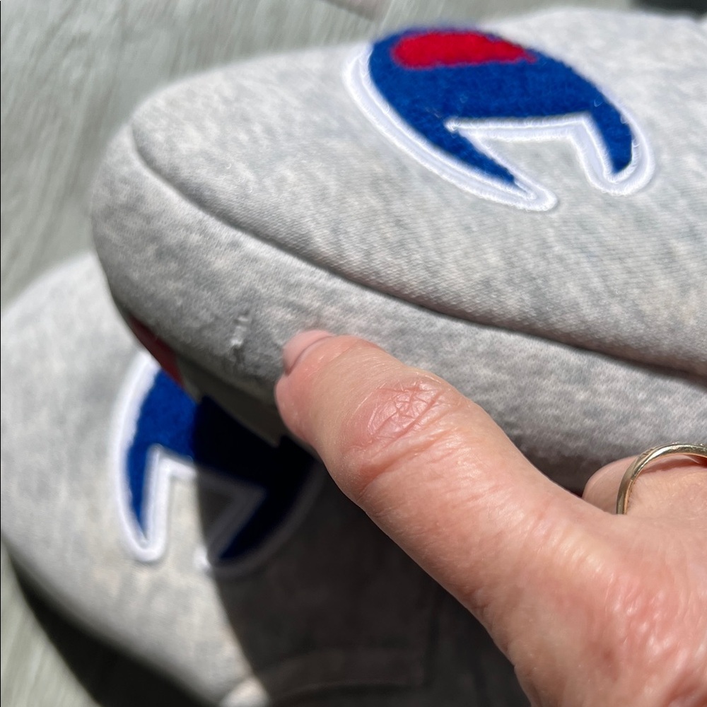 Champion University II Gray Slippers Men's Shoes Red Blue Sole Sz 11 - Picture 6 of 12